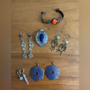 Earrings, bracelet and medallion